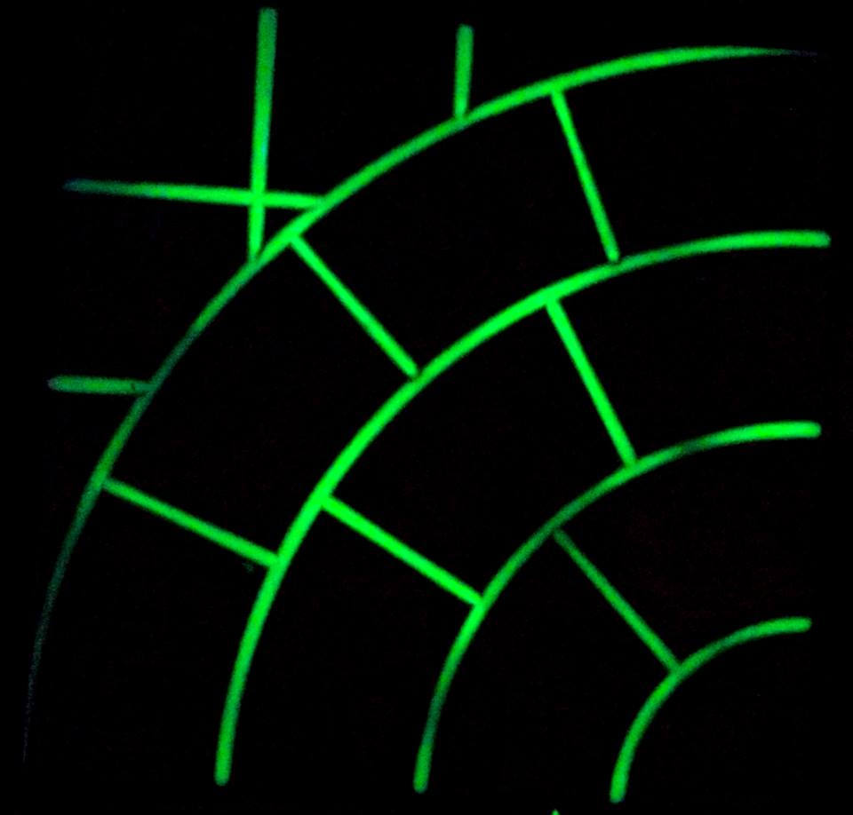 Тротуарная плитка светящаяся в темноте