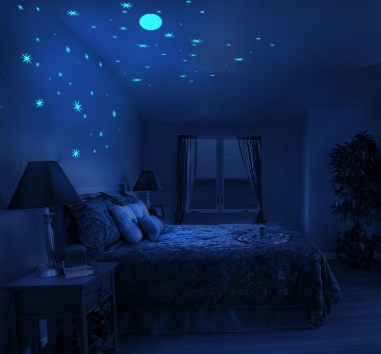 Звездное небо светящимися красками