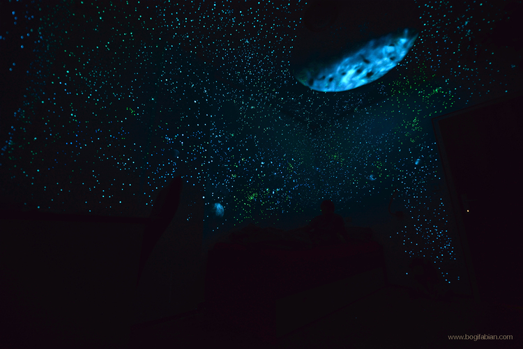 роспись светящейся краской