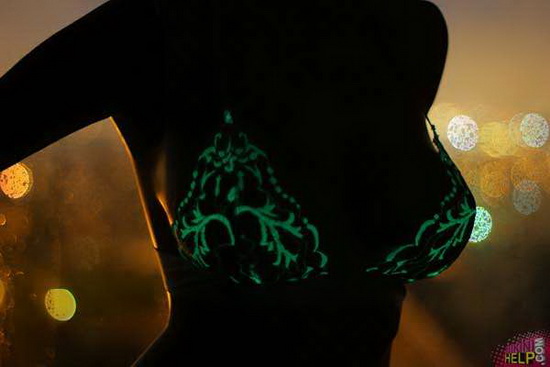 белье светящееся в темноте