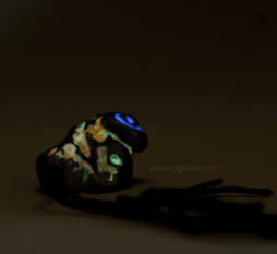 Светящиеся в темноте сувениры