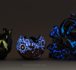 Светящиеся в темноте сувениры