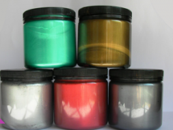 Перламутрова фарба